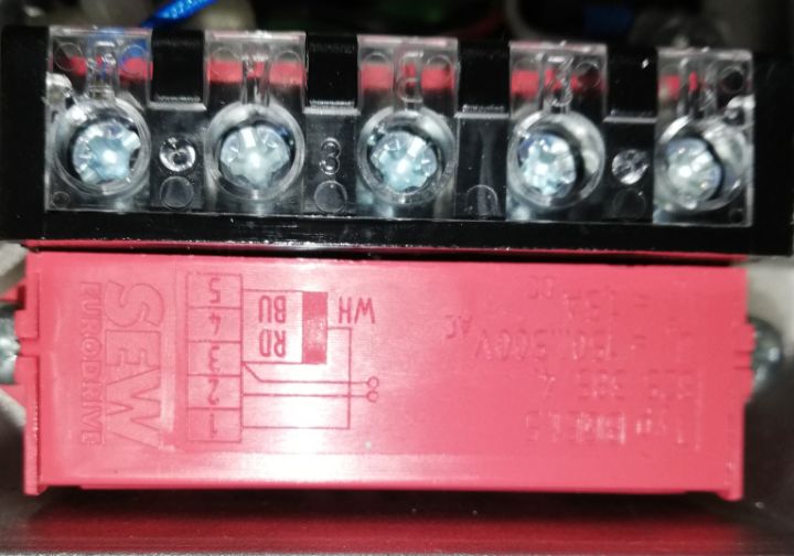 Motoreduktor z hamulcem i falownik