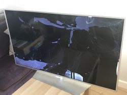 Philips 50PFH6550/88 - Zbita matryca po za tym dobry TV tylko gdzie go naprawić Philips 50PFH6550/88 - Zbita matryca po za tym dobry TV tylko gdzie go naprawić