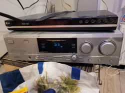 Jak podłączyć tv ze wzmacniaczem scart-scart+cinch