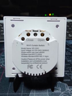 Etersky WF-CS01 Wi-Fi Curtain Switch Back view of Etersky WF-CS01 Wi-Fi curtain switch with connections.