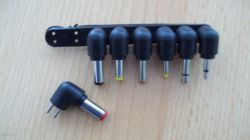 Tani, podręczny zasilacz regulowany - recenzja