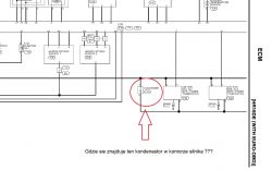 Lokalizacja kondensatora na wtyku F13 w Nissan Qashqai J10 2009