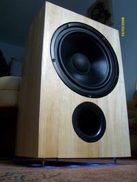 Subwoofer na STX GDN-27-150-8-SC