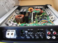 wzmacniacz BOSS GT 2500d - jaką ma moc?