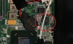 Jak zresetować hasło BIOS w Toshiba U840W bez wymiany kontrolera?