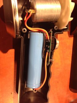 Czas na porządki - ręczny, ale czy poręczny? Odkurzacz z chin.