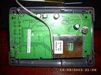 Jak podłączyc kamerę do monitora lcd, który odbierał sygnał radiowo