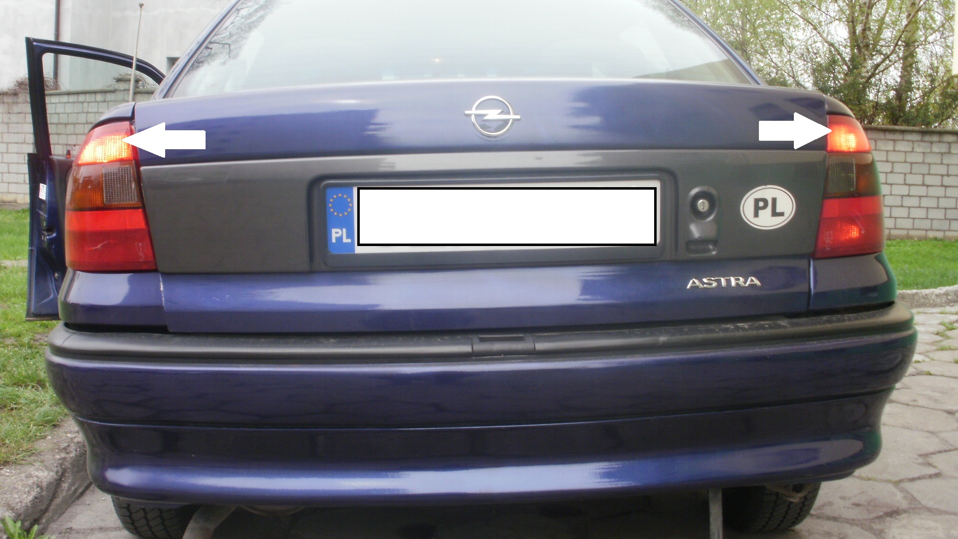 Opel Astra F (sedan, 97r) Światła tylne elektroda.pl