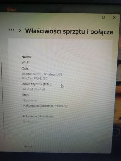 Informacje o problemie z kartą sieciową na komputerze z Windows 11