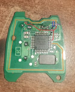 Peugeot 206cc - Wymiana elementów SMD w pilocie, brak schematu