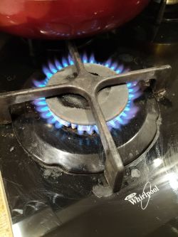Kuchnia gazowa Whirlpool, palnik