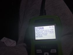 Jak diagnozować błąd check engine w Leonie 1.9 ARL po wymianie świec?