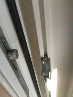 Adjusting the balcony door - a problem with a tilting setting Adjusting the balcony door - a problem with a tilting setting
