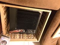 Z-5500 Logitech - Jak ustawić subwoofer by pole magnetyczne było mniejsze?