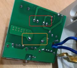 Gniazdo elektryczne z wbudowaną, dwuportową ładowarką USB - mini test + teardown Gniazdo elektryczne z wbudowaną, dwuportową ładowarką USB - mini test + teardown