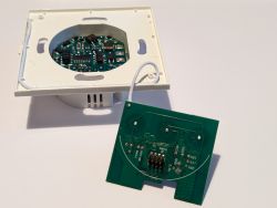 Poradnik demontażu i flashowania modeli przełączników dotykowych Ener-J Tuya ETS301W i ETS302W