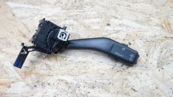 VW GOLF V - Brak wycieraczek przednich (przy sprysku działają)