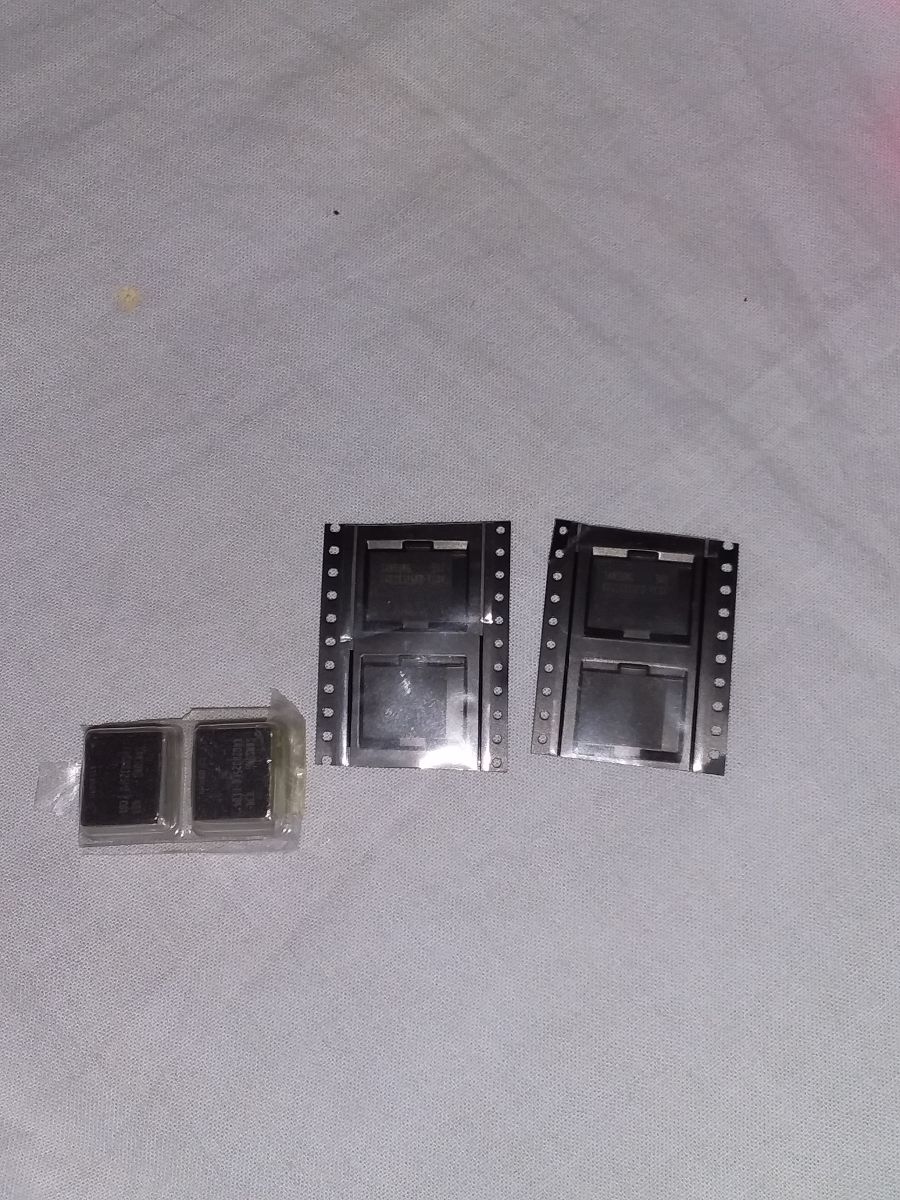 Oddam kości pamięci SAMSUNG GDDR5 K4G20325FD-FC04 - elektroda.pl