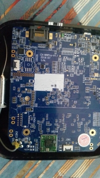 Aktywny hub USB 3.0 z 7 portami - problem z zasilaniem z USB i zasilacza