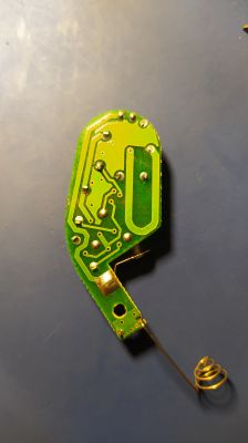 Prestige - Dioda w pilocie alarmu samochodowego pali się non-stop. Jak naprawić?