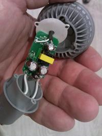 Flashing GU10 leds - what is the reason?