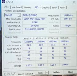 Zrzut ekranu z CPU-Z pokazujący szczegóły modułu pamięci DDR4 G.Skill 16 GB
