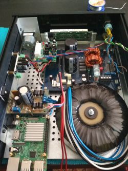 Wzmacniacz-streamer TA2022 + RaspberryPi 3 Wzmacniacz-streamer TA2022 + RaspberryPi 3