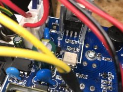 Budżetowa stacja lutownicza JCD 8908 2 in 1 (groty + hot air) za 200 zł, wylut VGA HDMI itd