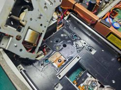 Regeneracja mechaniki Sony CDP-502ES - wymiana układu optycznego