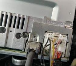 Radio Nissan 25915BH30E (Bosch 7612830076) - Podłączenie wzmacniacza i subwoofera