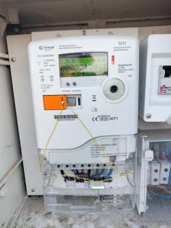 Falownik, autokonsumpcja i test z grzałką 2kW oraz płytą indukcyjną: Analiza wyników