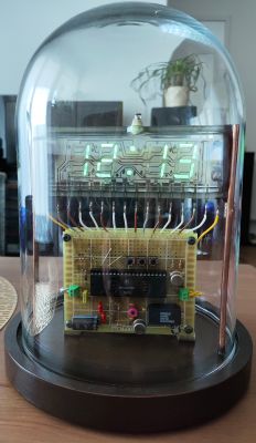 Clock with VFD display IVL1-7/5 based on KR145IK1911 and DS32kHz Clock with VFD display IVL1-7/5 based on KR145IK1911 and DS32kHz