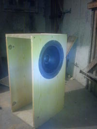Subwoofer z starej szafki i Tonsila Subwoofer z starej szafki i Tonsila