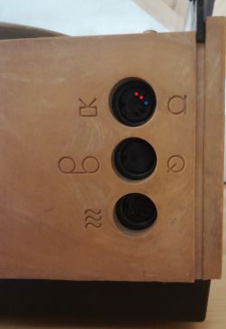 Jak nagrywać muzykę z telefonu komórkowego lub laptopa na magnetofon ZK-147?