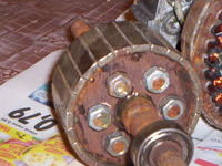 budowa mini MEW ile obrotow aby wzbudzic alternator.