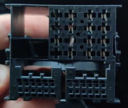 Opel Meriva A 2008r - zmiana radia CD 30 na Blitz RF250