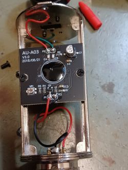 Podłączenie mikrofonu i słuchawek do interfejsu audio