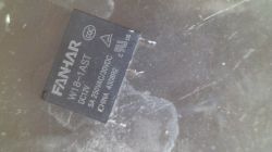 FANHAR W18-1AST DC12V relay on a metallic surface