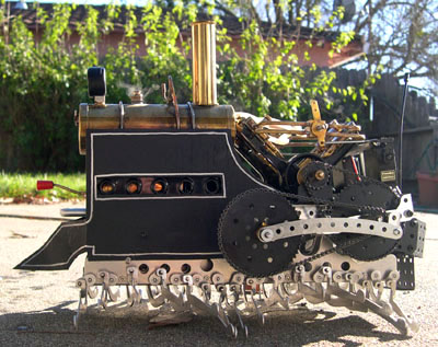 Zdalnie sterowana stonoga parowa :)