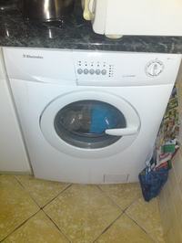 Electrolux EWF 1010 - zaczyna prać i za chwile kończy pranie Electrolux EWF 1010 - zaczyna prać i za chwile kończy pranie