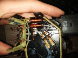 VW Polo / VAG - Sprawny silnik wycieraczek pali bezpiecznik