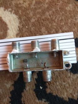 Jak poprawnie rozdzielić sygnał telewizji naziemnej dla kilku telewizorów?