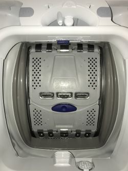 Electrolux EWT11367VIW - Bęben przy ruszaniu ręcznie i pracy wydaje odgłosy