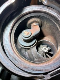 Opel Mokka 1.4 Turbo: Pęknięta obudowa turbiny, błąd P0299, czy można naprawić? Warmińsko-Mazurskie