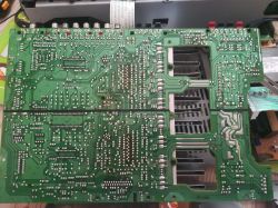 Amplituner Sony STR-DE415 - Trzeszczy prawy kanał Amplituner Sony STR-DE415 - Trzeszczy prawy kanał