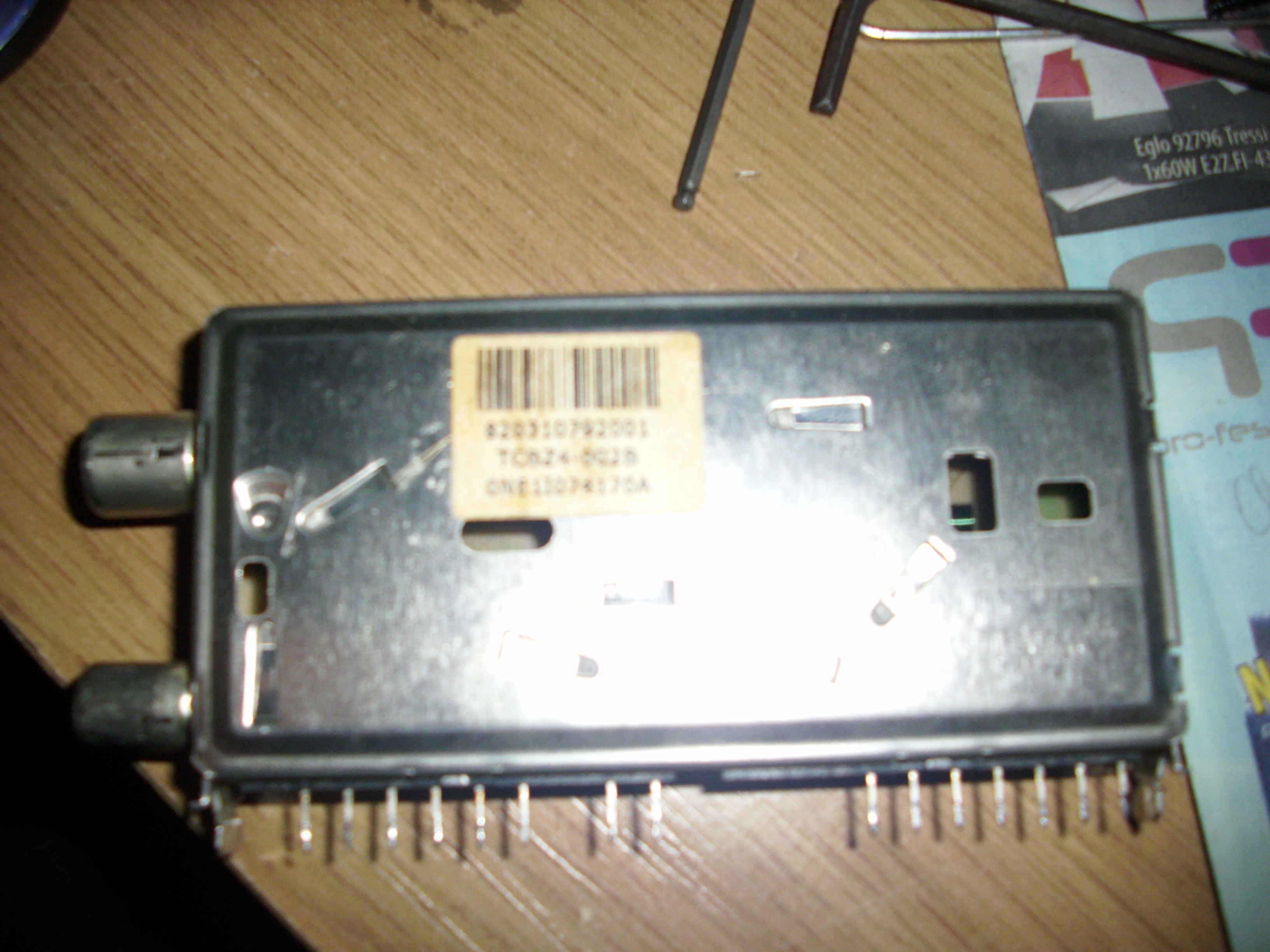 philips Opis pinów modulator rf z Philips VR200A/58