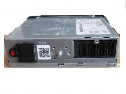 Funkcja czerwonej plomby z napisem VDO na przednim panelu tachografu