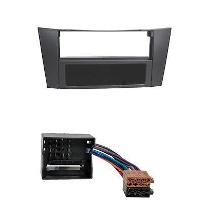 Mercedes E220 W211 - pytania odnośnie wbudowanego radia