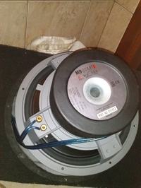 Jaki kupić wzmacniacz panelowy do subwoofera MBQuart RWC304 DualCoil