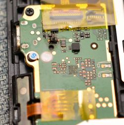 Lenovo TAB 2 A10-30 TB2 - nie włącza się, spalony element na płycie.
